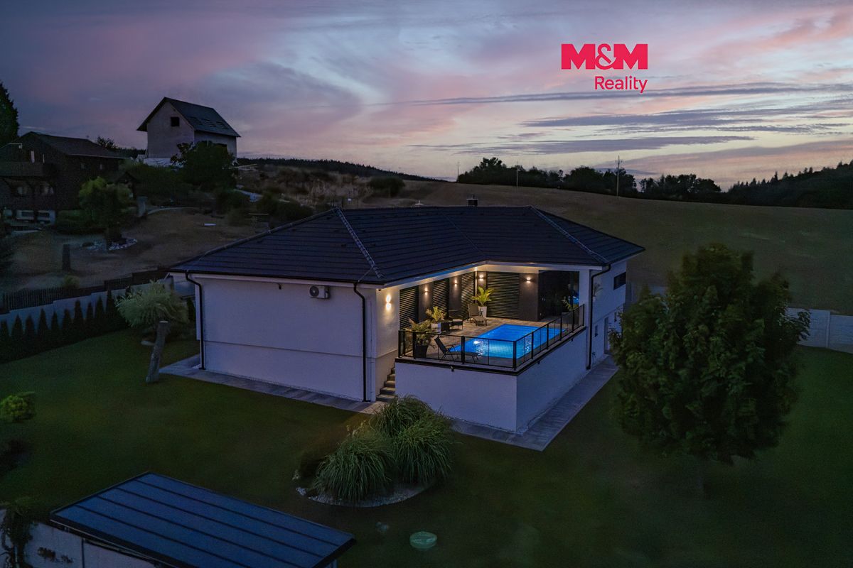 Prodej rodinného domu 139 m², pozemek 1155 m²